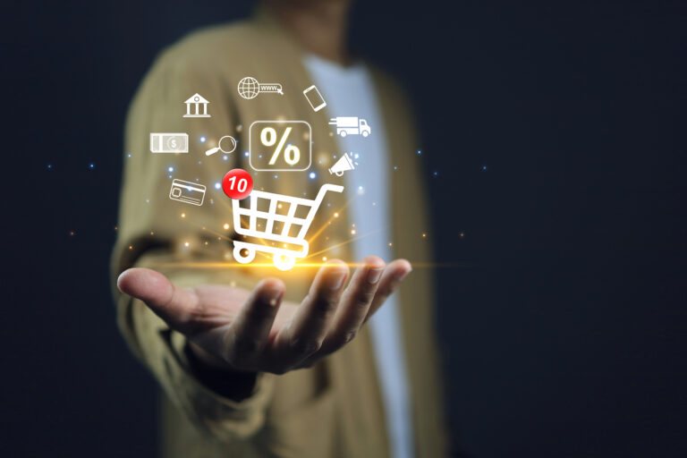 Omnichannel Ecommerce: Integrating Physical and Digital Retail with Tech