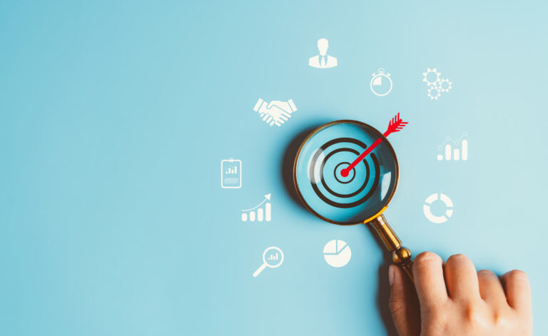 Cross-Platform Retargeting: Maximizing ROI in E-commerce Advertising 