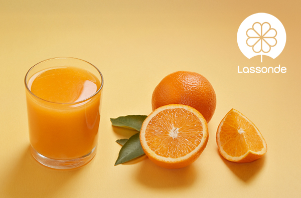 Orange juice with Lassonde logo